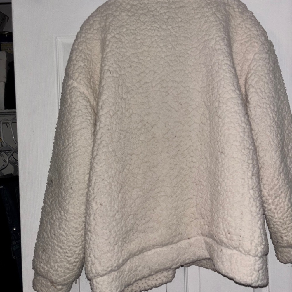 Cozy White Sherpa Jacket cream zip front me Jane brand like new - Picture 14 of 14